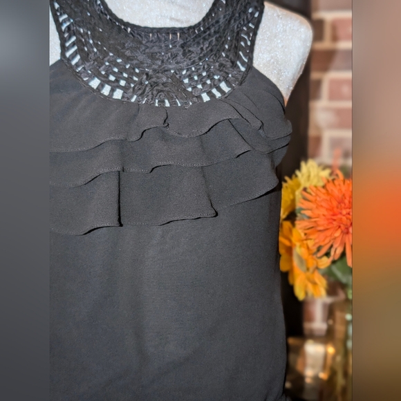 100% Silk Black Sleeveless Peplum Ruffled Blouse-White House Black Market XS - Picture 11 of 14